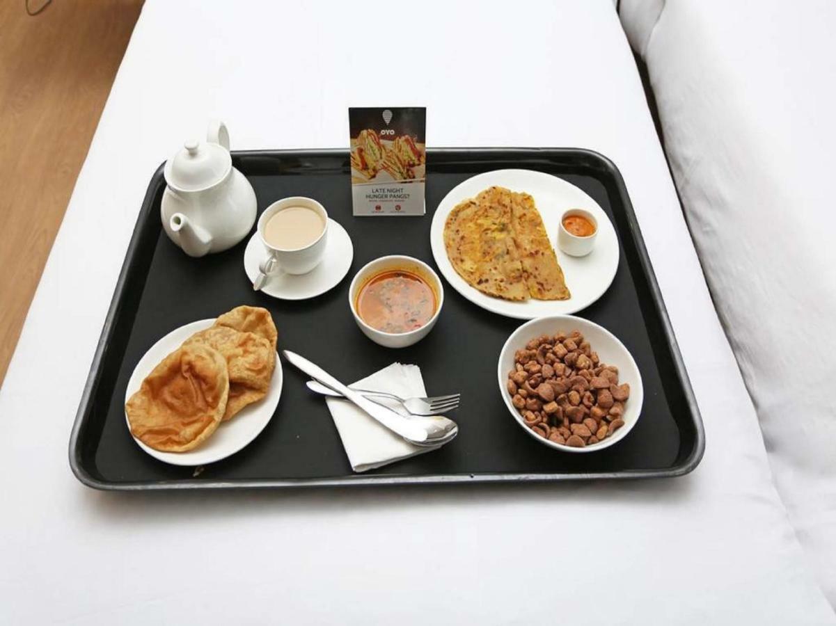 Oyo 45961 Hotel Swarn Bhumi Bilaspur  Luaran gambar